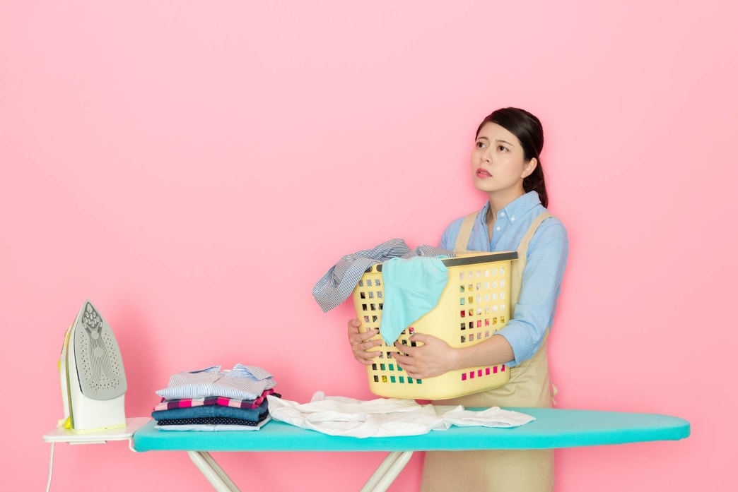 Working Mom's Get More Sleep. I am begging you- Don't do your husband's laundry!