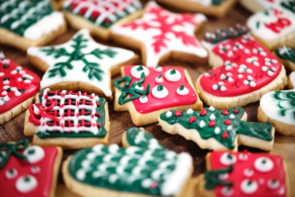 3 Tips to Enjoy the Holidays AND Maintain Healthy Food Habits
